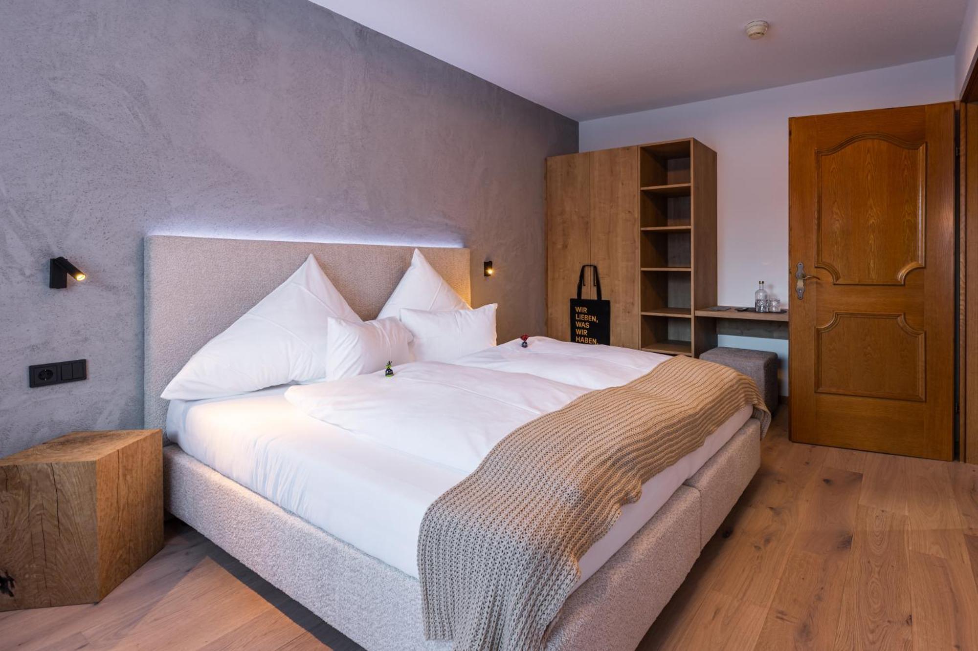 Quality Hosts Arlberg - Afoch Fei - Das Landhaus Санкт-Антон-ам-Арльберг Экстерьер фото